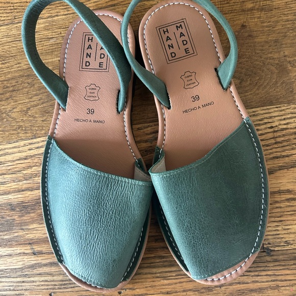 Handmade Sage Green Leather Sandals - Picture 3 of 7